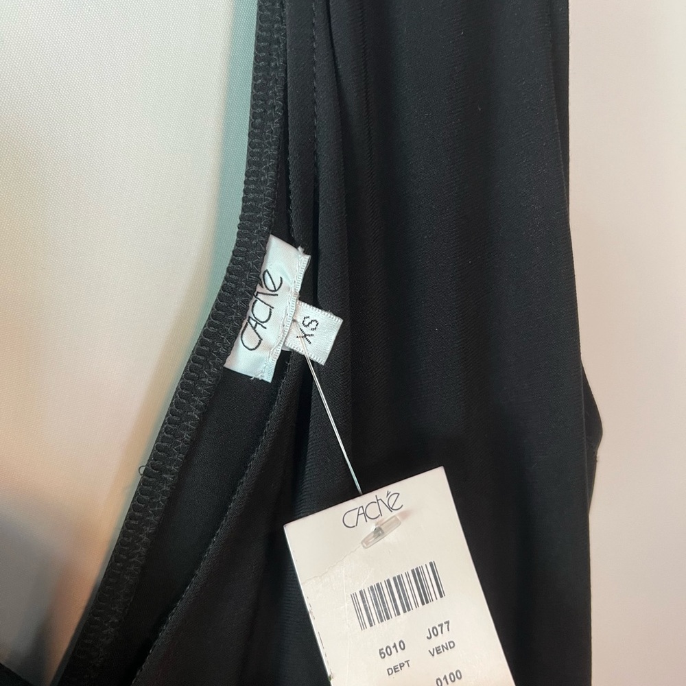 Cache Jumpsuit. - Picture 3 of 4